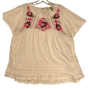 Cupio Embroidered Boho Top With Floral Design Size XL White Peasant Short Sleeve